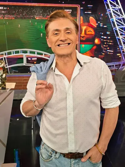 Estilismo profesional para Daniel Gómez Rinaldi por Any Giraldez